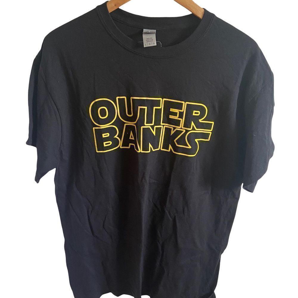 Outer banks graphic t-shirt - NWT